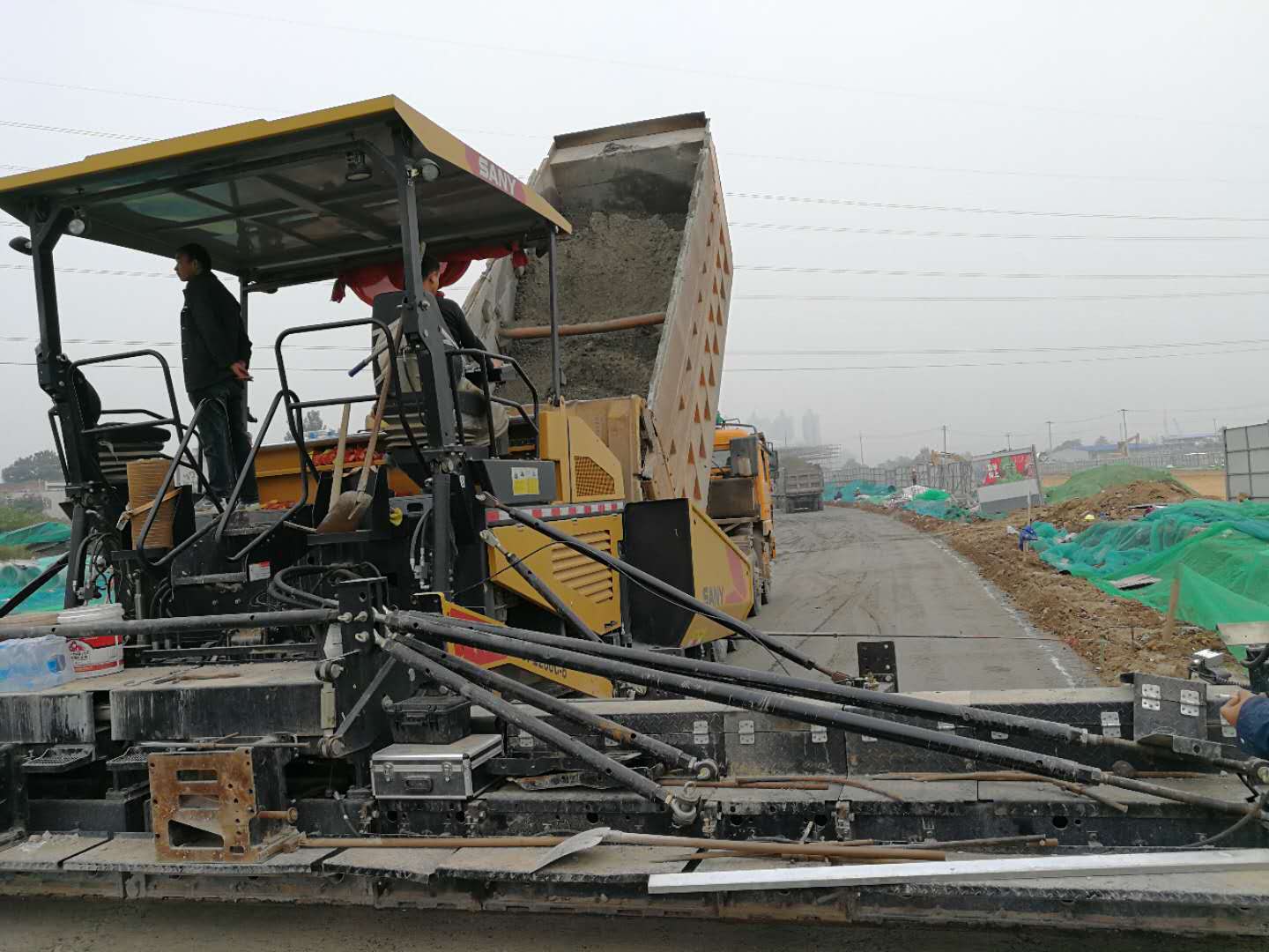 設備及運輸車輛